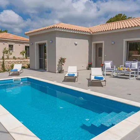 Pessadiana Retreat Relaxing Tranquil Luxurious Pesadha