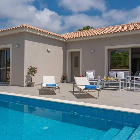 Pessadiana Retreat Relaxing Tranquil Luxurious * Pesadha