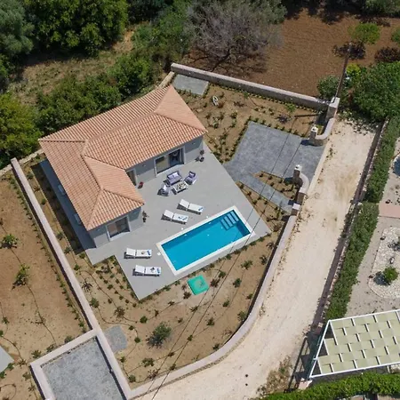Pessadiana Retreat Relaxing Tranquil Luxurious